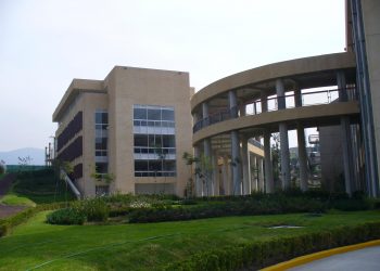 Quedo conjurada la huelga en la UACM al aceptar el sindicato un aumento salarial del 3%