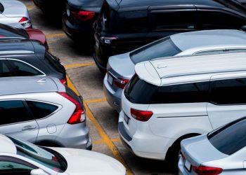 ¿Sabes cuántos vehículos comercializados en el primer bimestre del año se adquirieron a través de financieras? Aquí te decimos