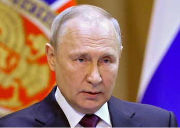 Putin amenaza a empresas que incumplan contratos de defensa bajo ley marcial