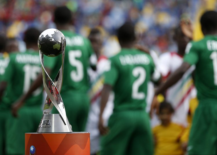 Action photo during the match Mali vs Nigeria, corresponding to the Great Final of the FIFA U-17 World Cup Chile 2015 at Sausalito Stadium, Vina del Mar, Chile, in the photo: Trophy for champion


Foto de accion durante el partido Mali vs Nigeria, correspondiente a la Gran Final de la Copa Mundial Sub-17 de la FIFA Chile 2015 a Sausalito Estadio, Vina del Mar, Chile, en la foto: Trofeo para la Seleccion Campeona

08/11/2015/MEXSPORT/PHOTOSPORT/Andres Pina.