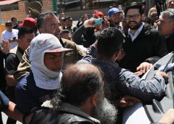 Migrantes reclaman justicia a López Obrador en Ciudad Juárez