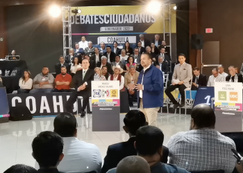 Prevalecen propuestas en segundo debate en Coahuila