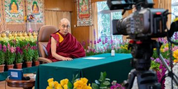 Conoce los cuatro escándalos que han sacudido la vida del Dalái Lama