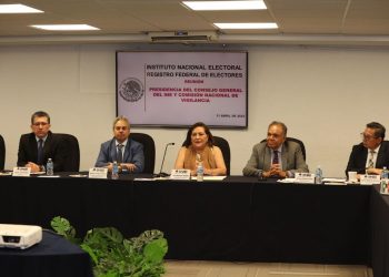 Inicia Consejera Presidenta Guadalupe Taddei reuniones con la estructura del INE