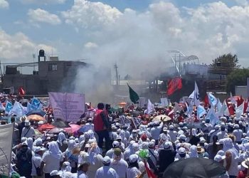 Explota pirotecnia en mitin de Alejandra del Moral en Ixtapaluca