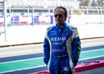 Alejandro Aguilar listo para la Fórmula Ford Vintage en el AHR