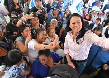 Anuncia Alejandra Del Moral apoyos a repartidores de plataformas digitales