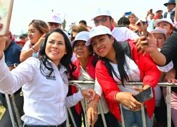 Propone Alejandra Del Moral facilidades y mejoras para usuarios y choferes del transporte público mexiquense