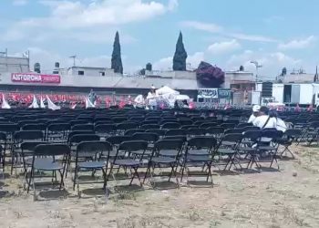 Antorchistas nutren mitin de Alejandra del Moral en Chimalhuacán