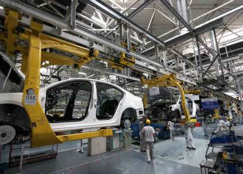 ¿Cómo se encuentra la producción y exportación de autos en México? Esto dice el INEGI