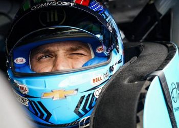 Daniel Suárez va por el desquite en Talladega