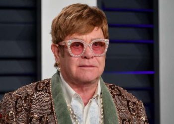 Esto fue lo que le pidió Elton John al Senado de Estados Unidos