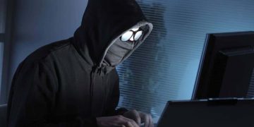 Otra vez fuimos sujetos de espionaje y la única instancia que tiene contratos es el Ejército: CentroProDH
