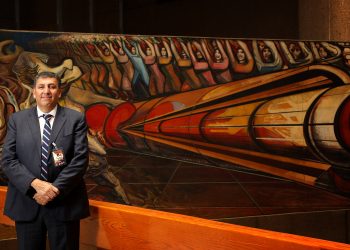 Recibe director del Hospital de Oncología del CMN Siglo XXI del IMSS Condecoración Eduardo Liceaga