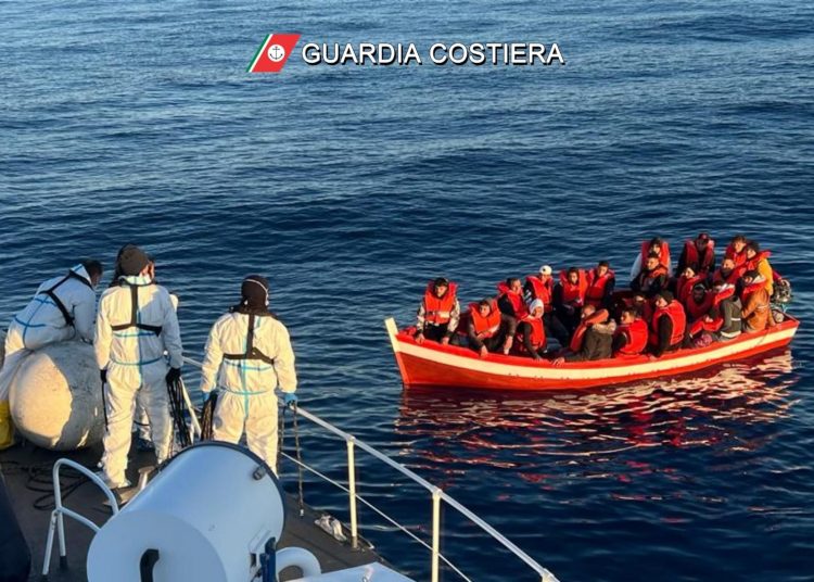 Sicily (Italy), 10/04/2023.- A handout photo made available by Italian Coast Guard (Guardia Costiera) shows Italian Coast Guard rescuing migrants in Ionian Sea of the Mediterranean, close to Sicily and Calabria, Italy, 10 April 2023 (issued 11 April 2023). The Italian coast guard said on 10 April they carried a rescue operation of some 1,200 migrants aboard two fishing boats. (Italia) EFE/EPA/ITALIAN COAST GUARD HANDOUT HANDOUT EDITORIAL USE ONLY/NO SALES
