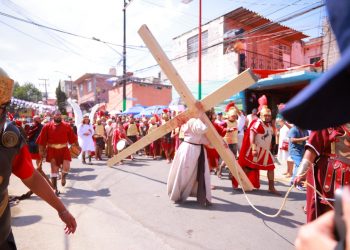 Representación de Semana Santa en Iztapalapa rompe récord de asistencia
