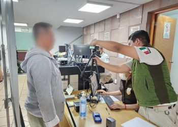 Entregan a INM a 27 extranjeros rescatados de secuestro