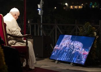 Violencia y narcotráfico en Latinoamérica temas abordados por el Papa en Viacrucis