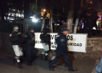 Detienen a comandante de la Policía de Huitzilac con cargamento de madera