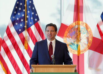 El gobernador de Florida, Ron DeSantis es un serio rival para Donald Trump: Rubin