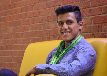 Mexicano se erige como bicampeón mundial en matemáticas