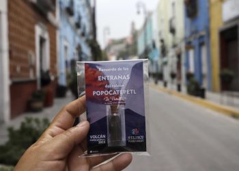 ¡Llévele, llévele! Ingenio mexicano saca a la venta ceniza del volcán Popocatépetl