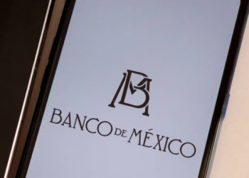 Banxico eleva su pronóstico de crecimiento del PIB para 2023
