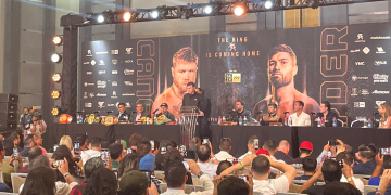 “Canelo” Álvarez expone sus títulos supermedianos ante Ryder