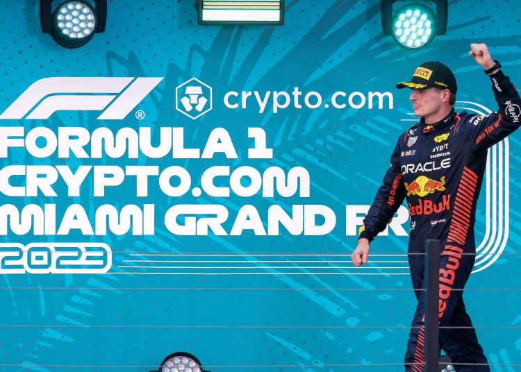 Miami Gardens (United States), 07/05/2023.- First place finisher Dutch Formula One driver Max Verstappen of Red Bull Racing reacts on the podium after winning the Formula 1 Miami Grand Prix at the Miami International Autodrome circuit in Miami Gardens, Florida, USA, 07 May 2023. (Fórmula Uno, Estados Unidos, Roma) EFE/EPA/CRISTOBAL HERRERA-ULASHKEVICH
