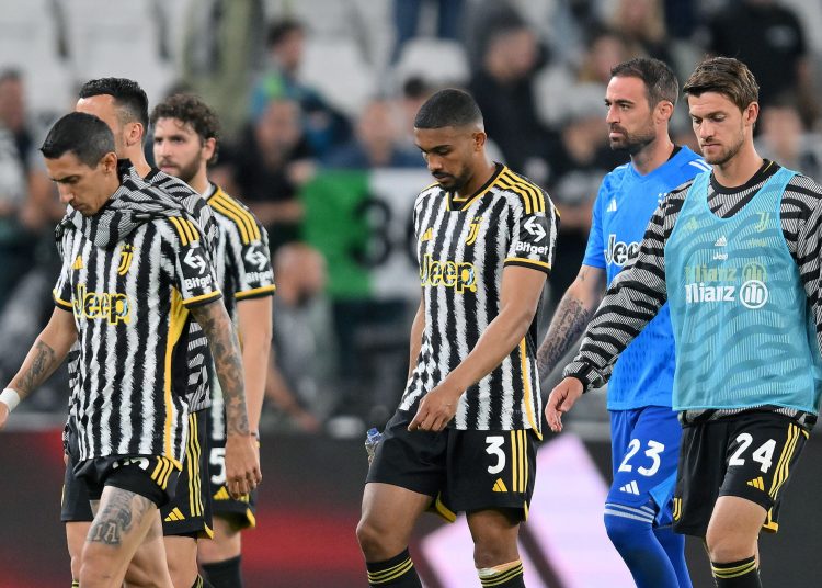 Turin (Italy), 28/05/2023.- Players of Milan celebrate winning the Italian Serie A soccer match between Juventus FC and AC Milan, in Turin, Italy, 28 May 2023. (Italia) EFE/EPA/ALESSANDRO DI MARCO