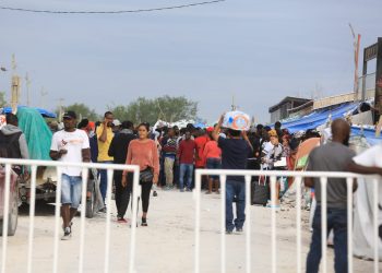 Hasta 600 deportados diarios por la frontera de Tamaulipas