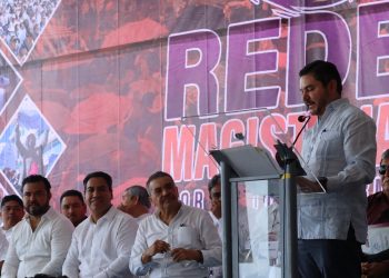 Saluda Adán Augusto el nacimiento de las Redes Magisteriales por la Transformación
