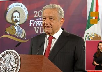 López Obrador felicita a las mamás en su día