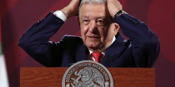 TEPJF ordena retirar de las mañaneras mensajes del Presidente para votar y aterrizar Plan C