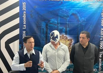 Atlantis inicia  festejos por 40 años como luchador profesional