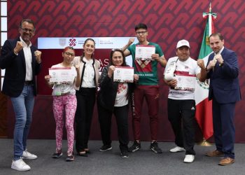 Anuncia Gobierno Capitalino segunda clase masiva de box gratuita en el zócalo
