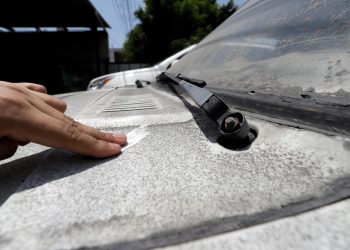 Arroja ceniza el Popocatépetl sobre Hueyapan, Morelos