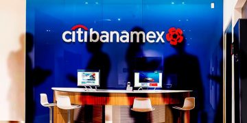 Aunque no sea en mi gobierno, se deberán de pagar impuestos en compra de Banamex: López Obrador