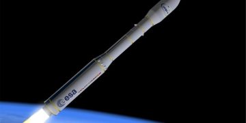 Arianespace lanzará una misión para limpiar de basura el espacio, aquí los detalles
