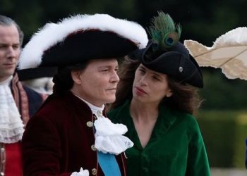 Depp aclamado en Cannes