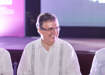 Vamos a extrañar a otra mujer que contienda por la candidatura presidencial: Ebrard 