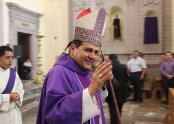 Atentan contra la vida del Arzobispo Faustino Armendáriz Jiménez