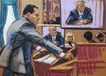 Jurado se prepara para deliberar en caso contra Trump por agresión sexual