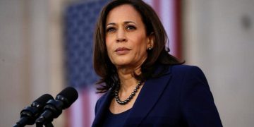 Kamala Harris aboga por restricciones a las armas de fuego en EE.UU.