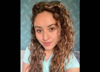 Familiares velan cuerpo de Lesly Martínez