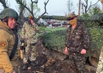 Ucrania anuncia la liberación de 106 militares
