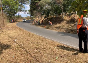 Reparan en Morelos rutas de evacuación del Popocatépetl