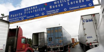 Esto opina Concamin sobre las revisiones de los tractocamiones que transitan de México a EU