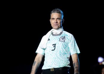 Robbie Williams conquista a mexicanos