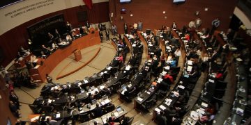 Chocan Monreal y coordinadores de oposición por sesión del pasado viernes